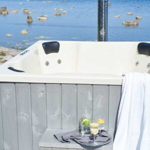 bilde 7 utendoers jacuzzi quattro for 8 pers inkludert boble-og hydromassasjesystem